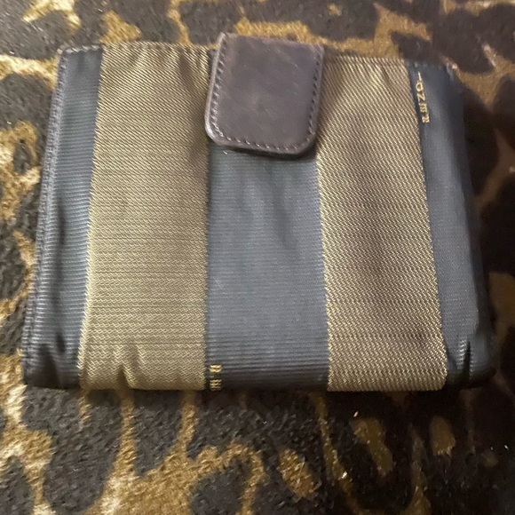 Vintage cute fendi penguin wallet - Picture 1 of 5